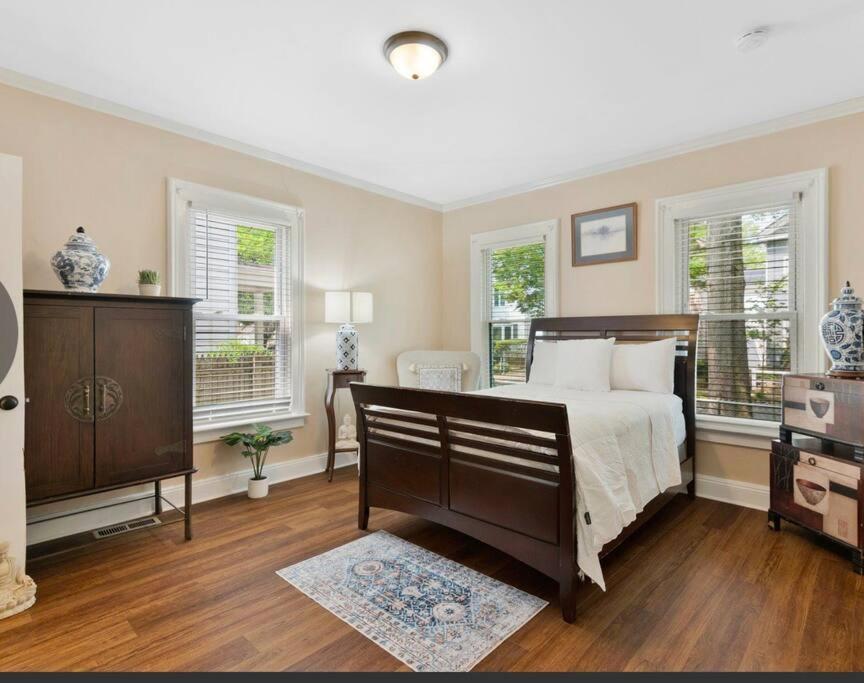 Beautiful Studio Apartment In Historic House New Haven Exterior photo